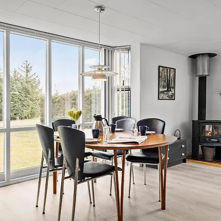 2 Bedroom Gorgeous In * Hadsund